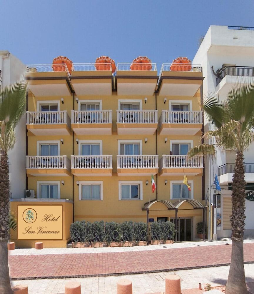 Hotel Orizzonte Letojanni Exterior foto