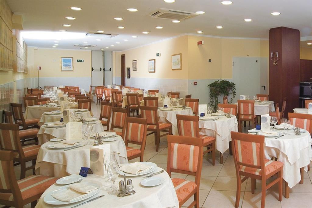 Hotel Orizzonte Letojanni Exterior foto